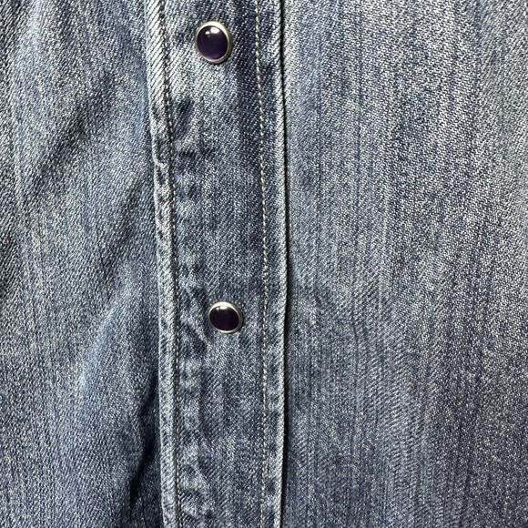 KUT From The Kloth Women's Button-Down Blue Denim Long Sleeve Shirt Size Medium - Picture 8 of 10